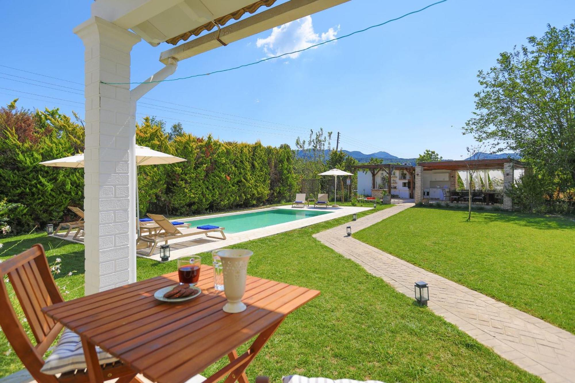 Villa Teresa Roda  Buitenkant foto