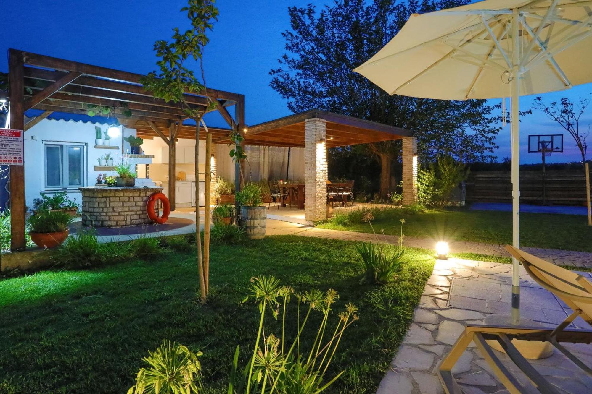 Villa Teresa Roda  Buitenkant foto