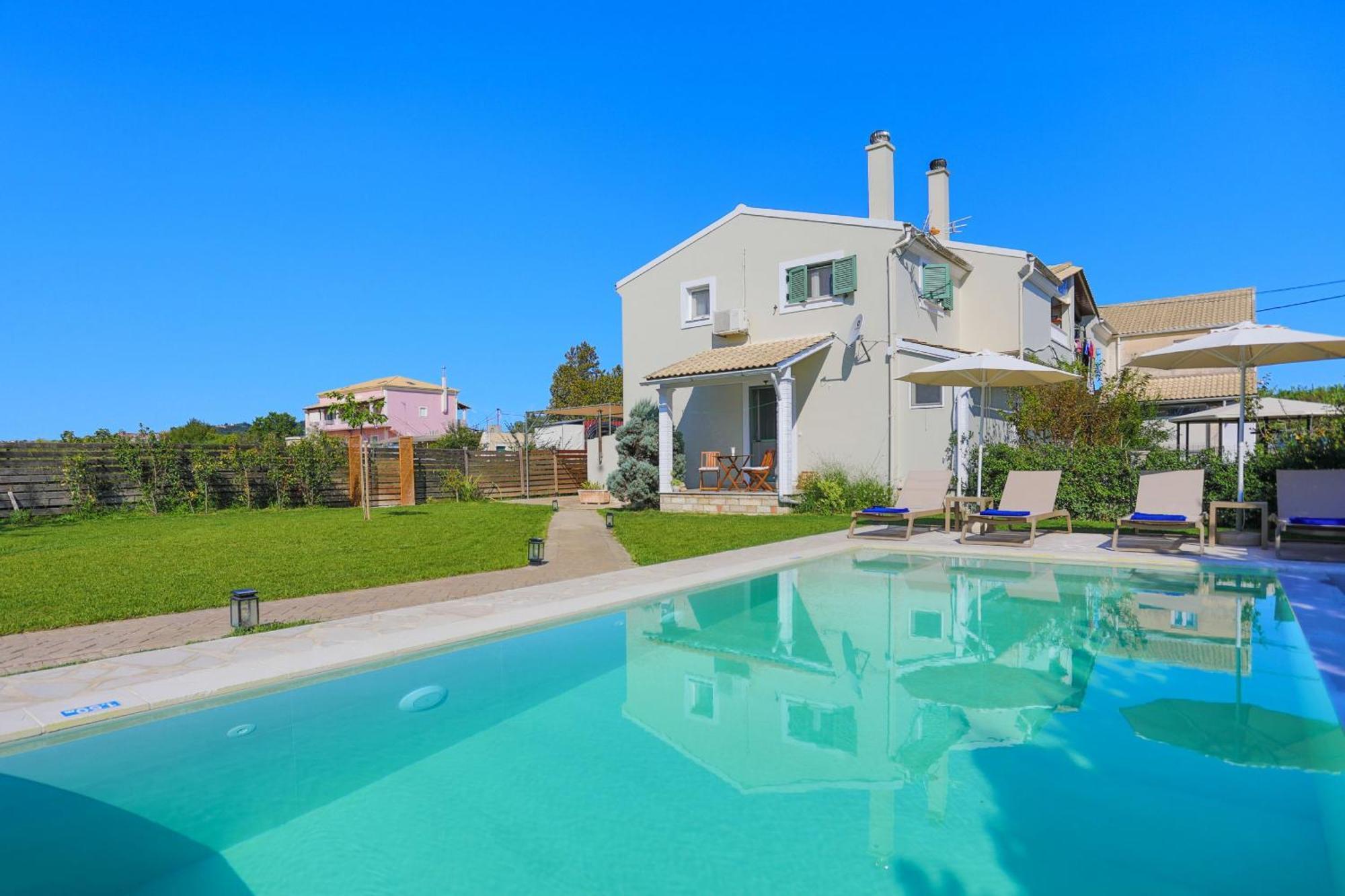 Villa Teresa Roda  Buitenkant foto